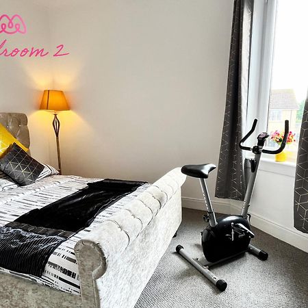 2 Bedrooms Entire Apartment Self Check In Kelty 외부 사진