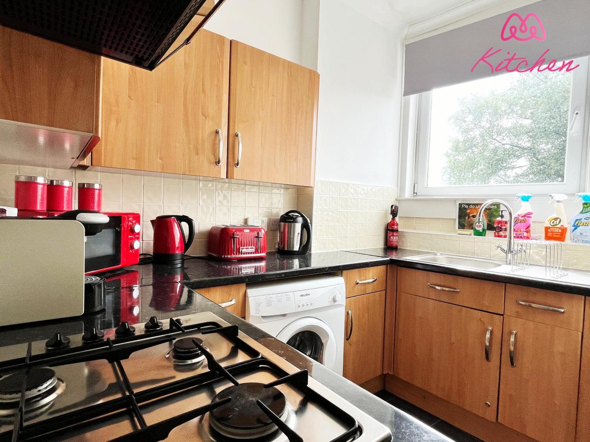 2 Bedrooms Entire Apartment Self Check In Kelty 외부 사진