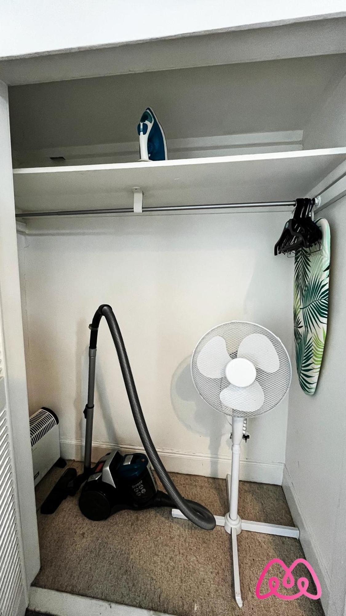 2 Bedrooms Entire Apartment Self Check In Kelty 외부 사진
